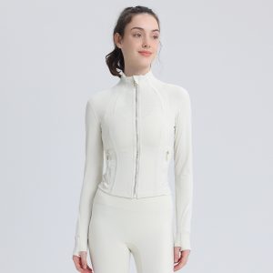 Muscle Guardians Women's Cropped Long-Sleeve Workout Jacket - Quick-Dry, Slim-Fit & Breathable for Gym & Streetwear